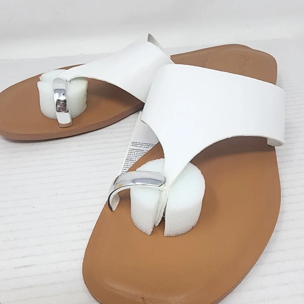 Toe Ring Sandals Women's US 11 White Open Toe Flats Camilla‎ Wide The Drop
